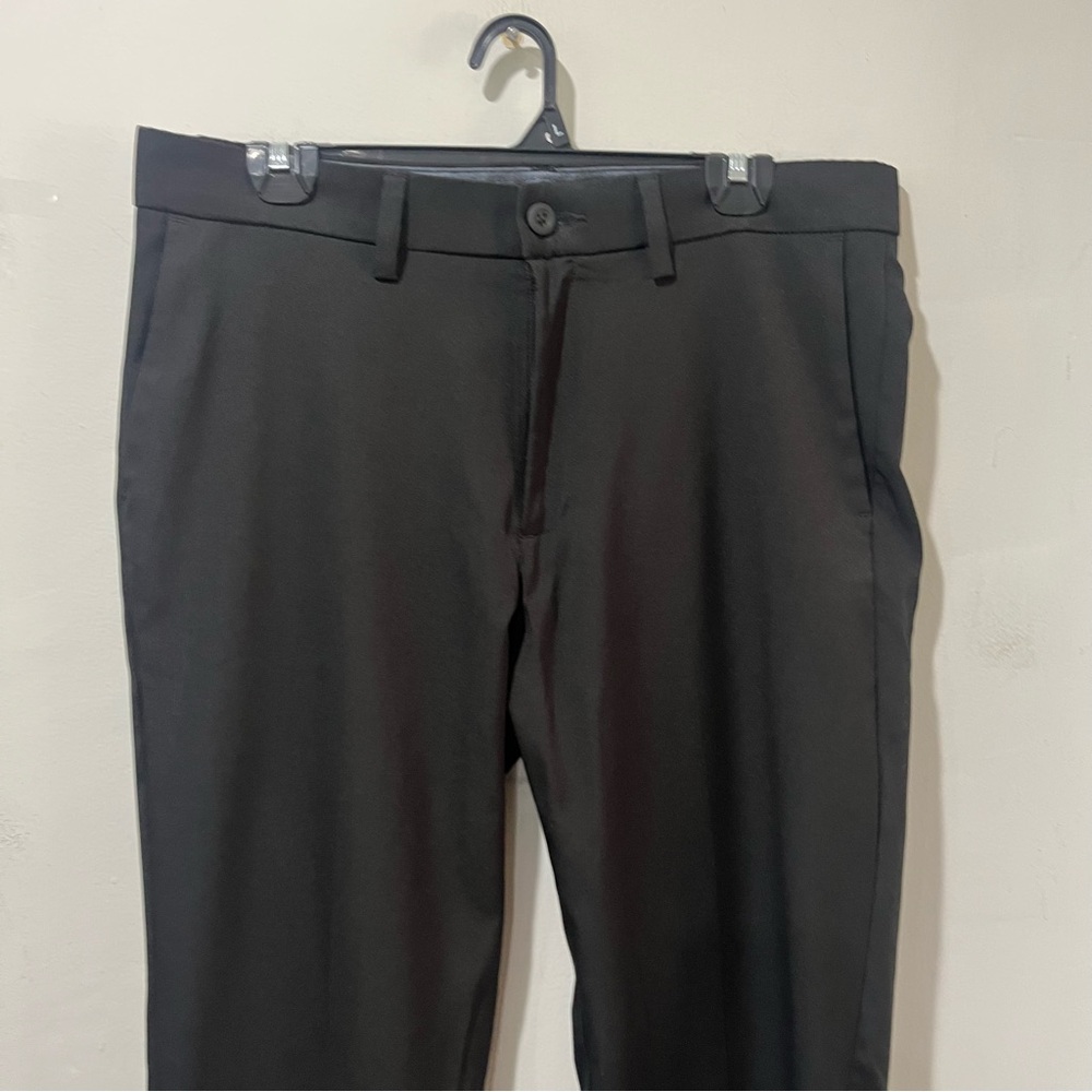 Haggar Cool Right Performance Flex Pants Mens 34x32 Black Straight Flat Leg Golf - Picture 4 of 9